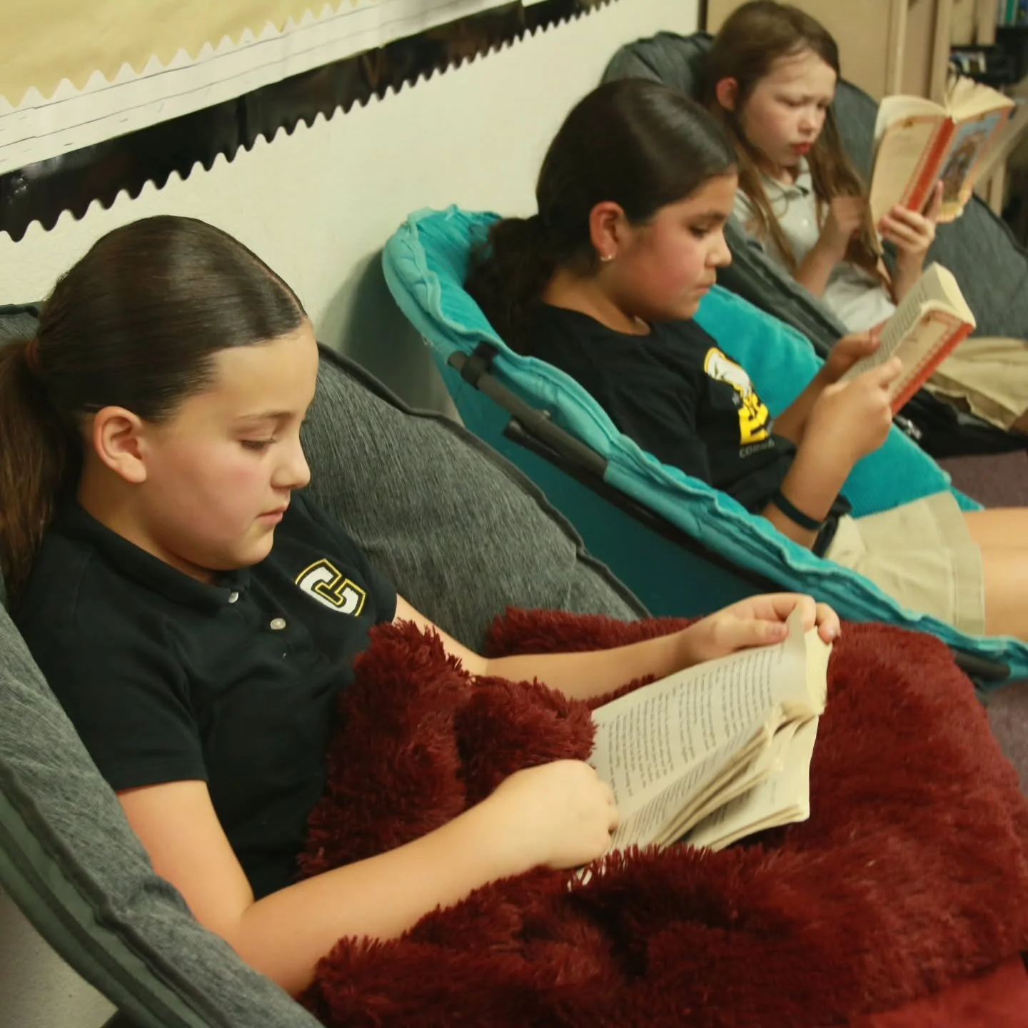 Our 4th Graders are diving into new adventures, one chapter at a time!! 📚