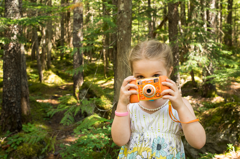 Snohomish Family Photographer - Girl with Camera 16