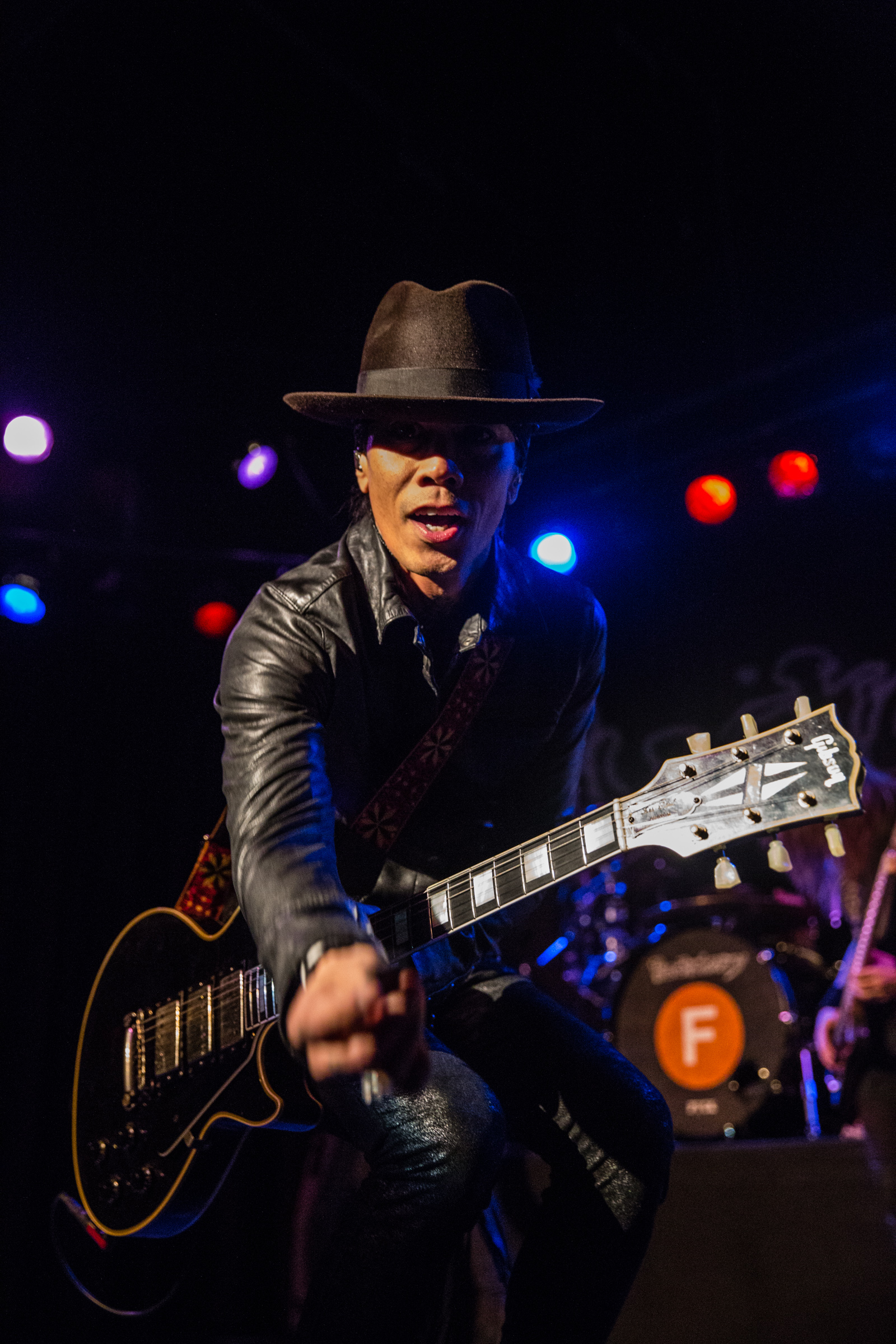 Buckcherry - Calgary Photographer © J. Dirom