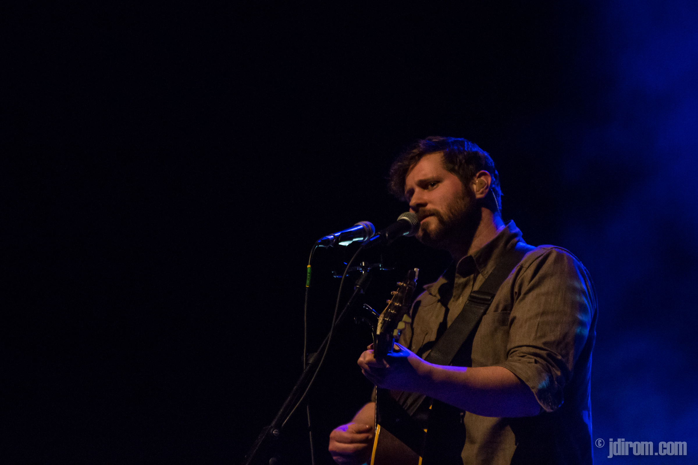 Dan Mangan-9.jpg