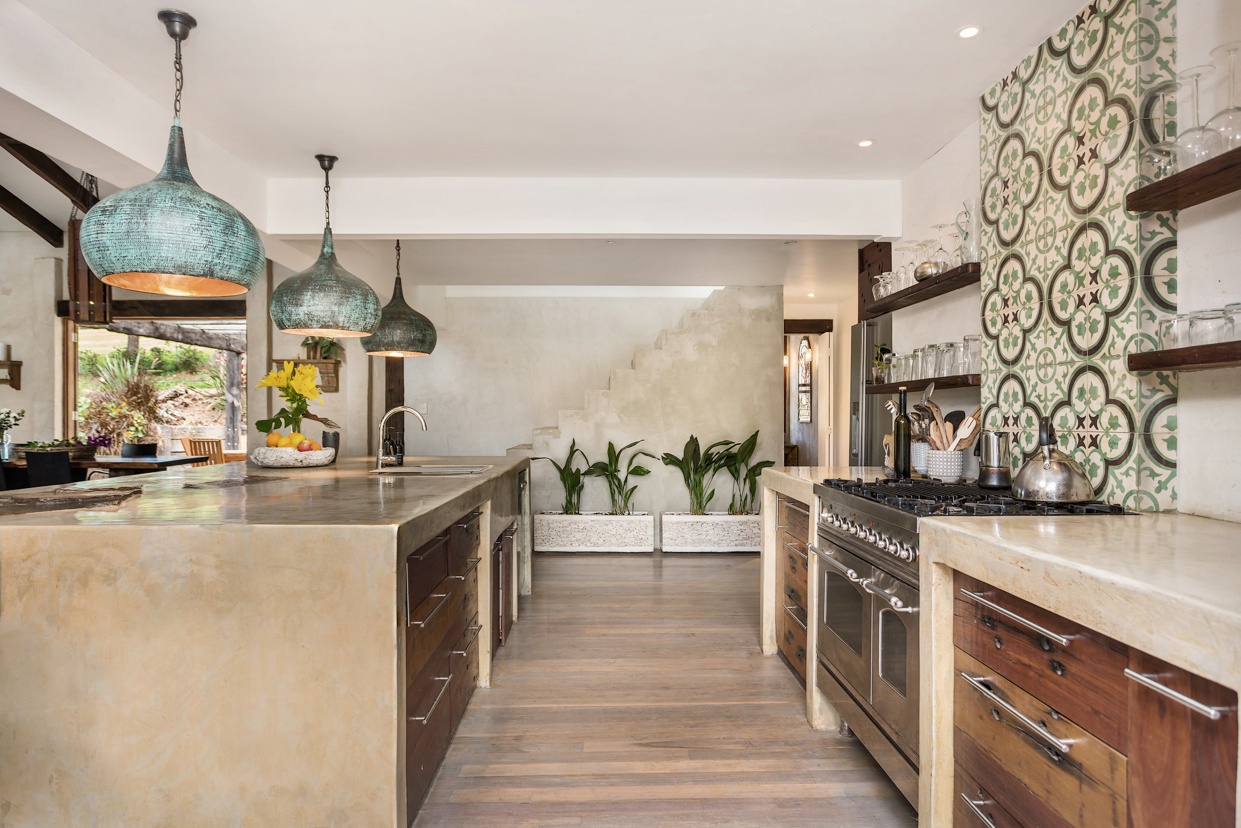 VILLA Kitchen.jpg
