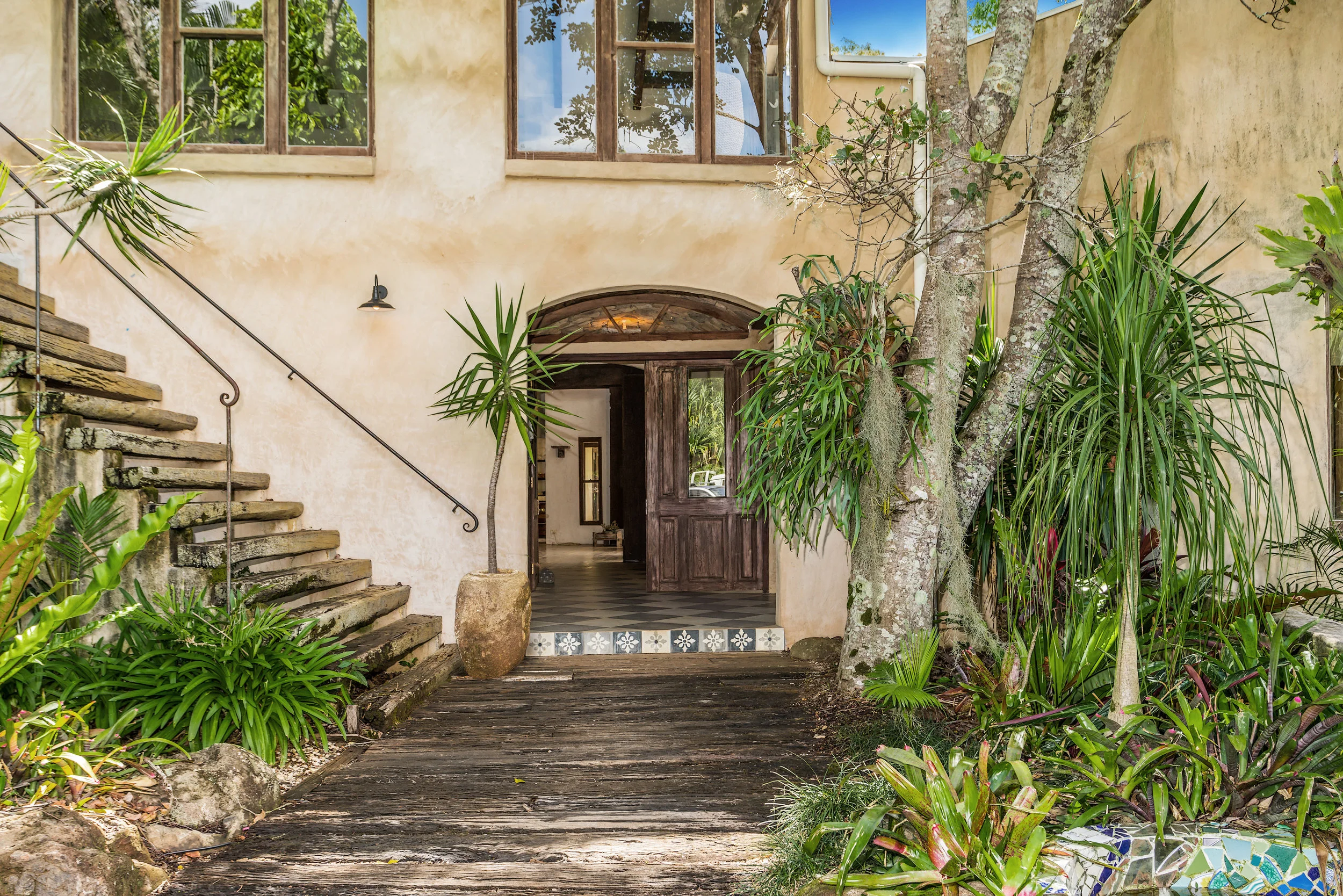 VILLA Entrance.jpg