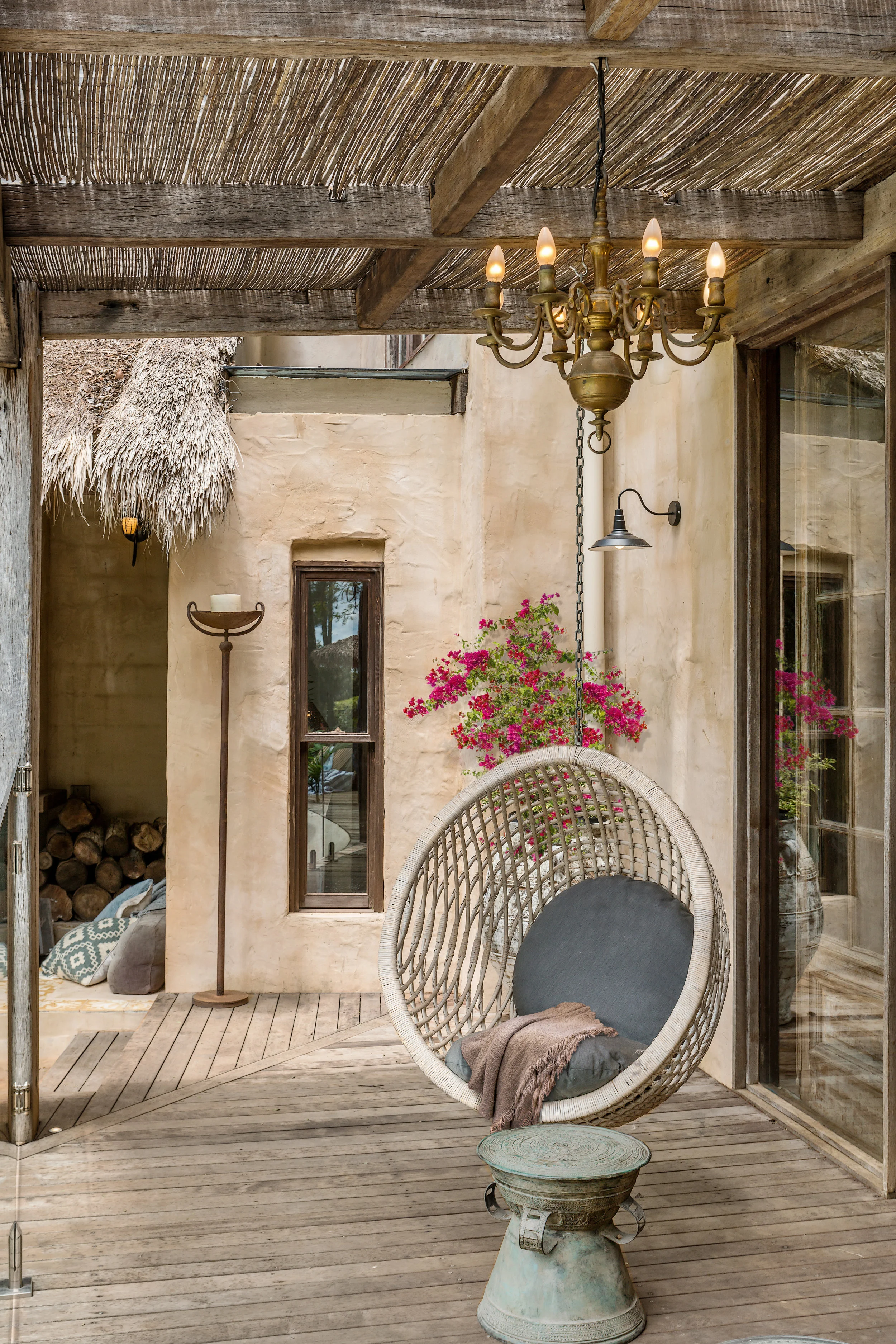 VILLA Swing Chair.jpg