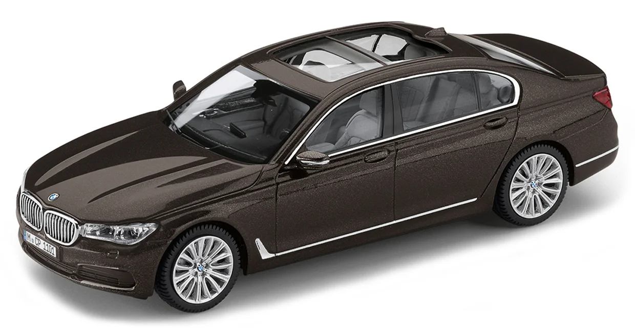 80422405588 BMW 750Li G12, bruin, Paragon