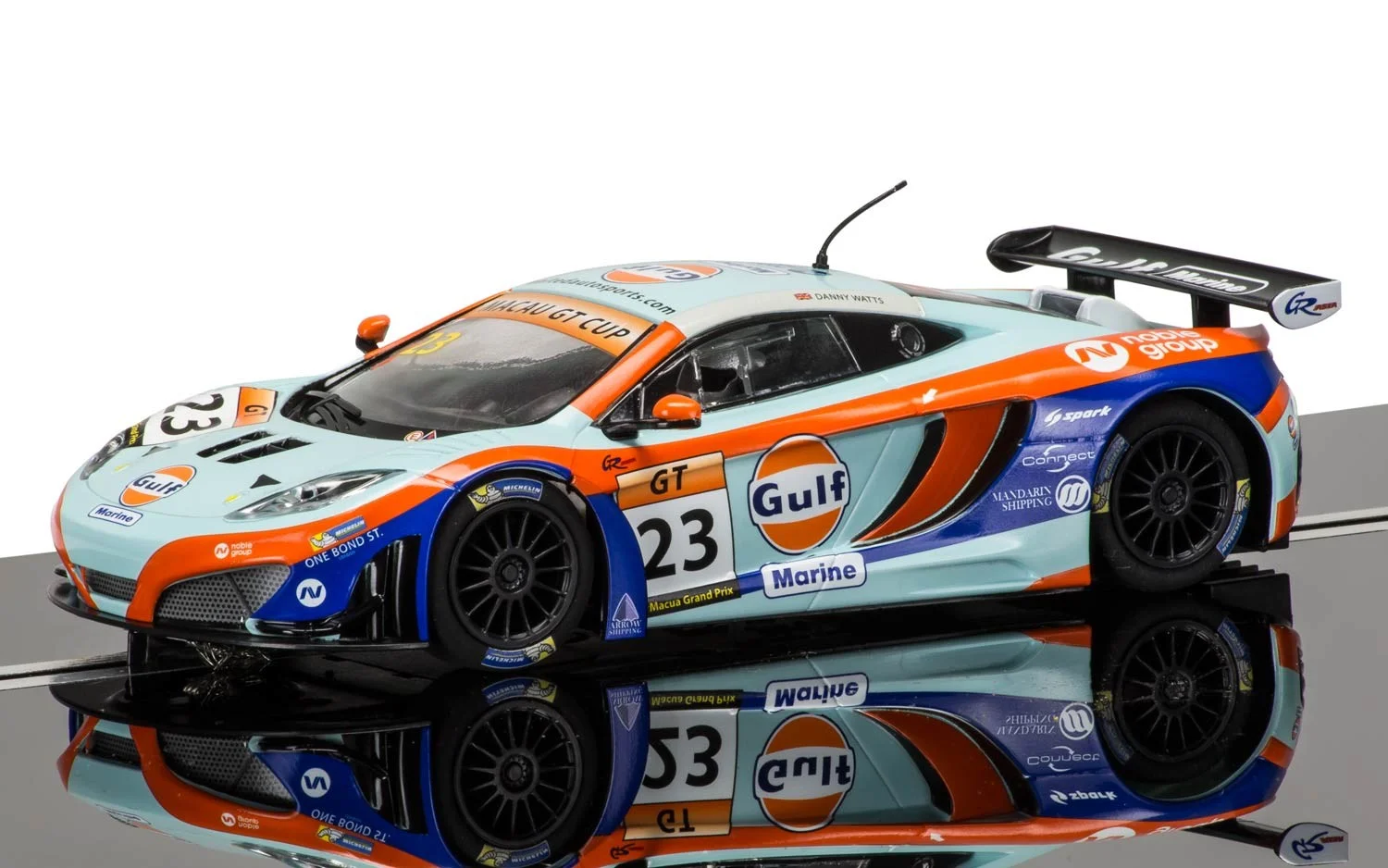 3715 McLaren 12C GT3 Macau GT Cup 2014, Scalextric