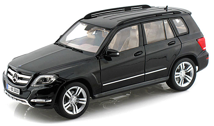 11008MB Mercedes-Benz GLK-Class, zwart (GTA Edition), Welly