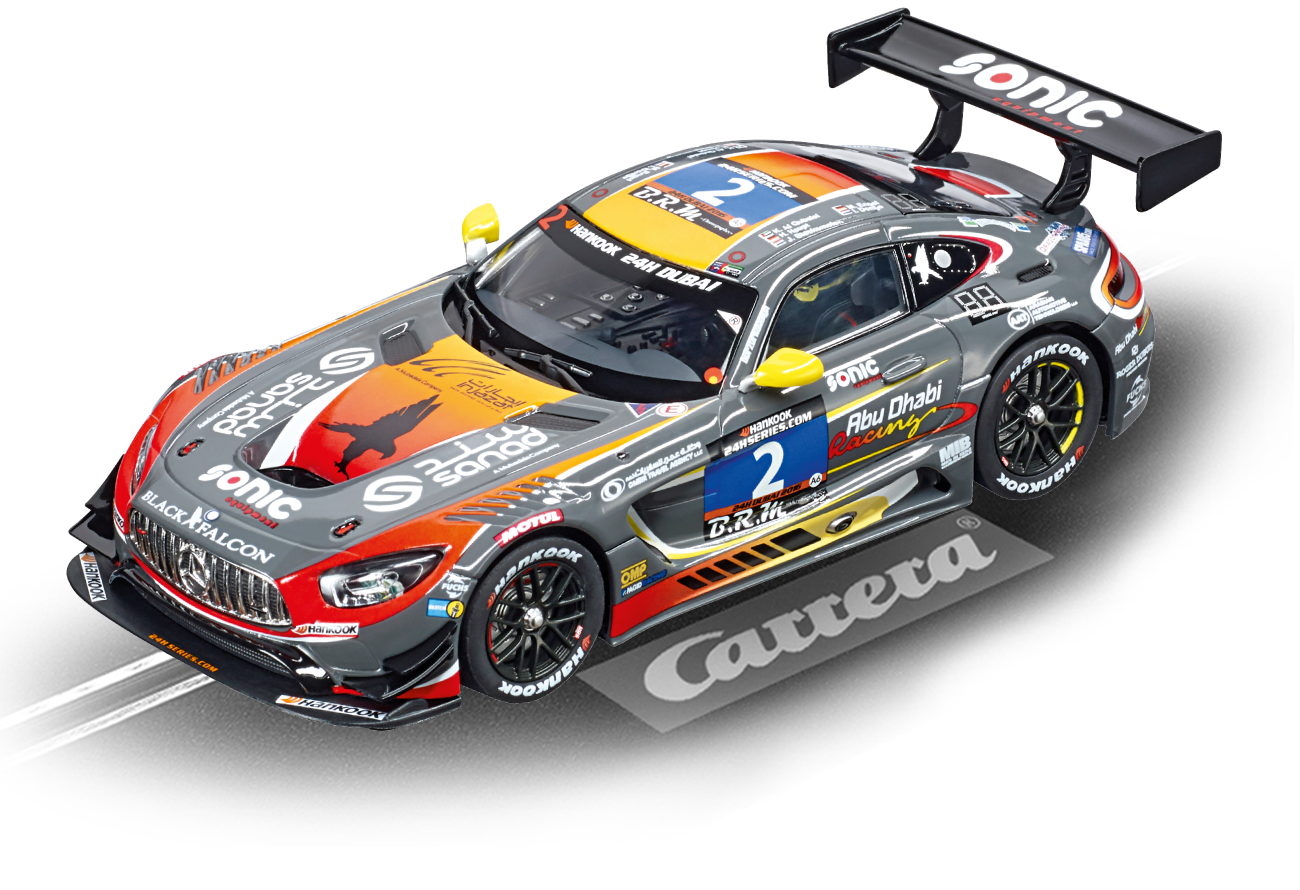 30768 DIG132 Mercedes-AMG GT3, "No.2", Carrera Eenvoudigweg sterk... De hoge prestaties die de wagens uit de GT-reeksen op de circuits neerzetten vormen de ideale basis voor de Mercedes-AMG GT3. Zowel de racebolide als zijn straatversie maken gebruik van de sterke 6,3 Liter-V8-Motor, welke voor de prestaties op het circuit nog wat geoptimaliseerd werden. Na intensieve testen en de ontwikkeling in 2015, werd dit voertuig dit jaar voor het eerst gebruikt in de GT-klasse.