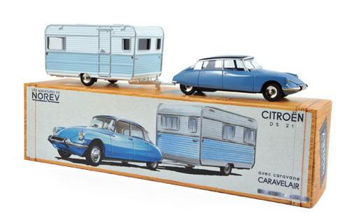 CL1511 Citroën DS21 + Caravan, Norev