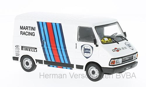 CLC297 Fiat 242 E 1986 "Lancia Martini", Ixo
