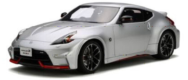 GT138 Nissan 370Z Nismo Z34, Zilver, GT Spirit