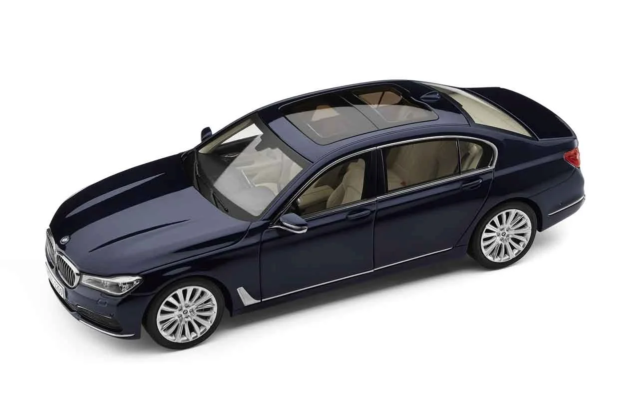 80432405586 BMW 750Li (G12), blauw, Paragon