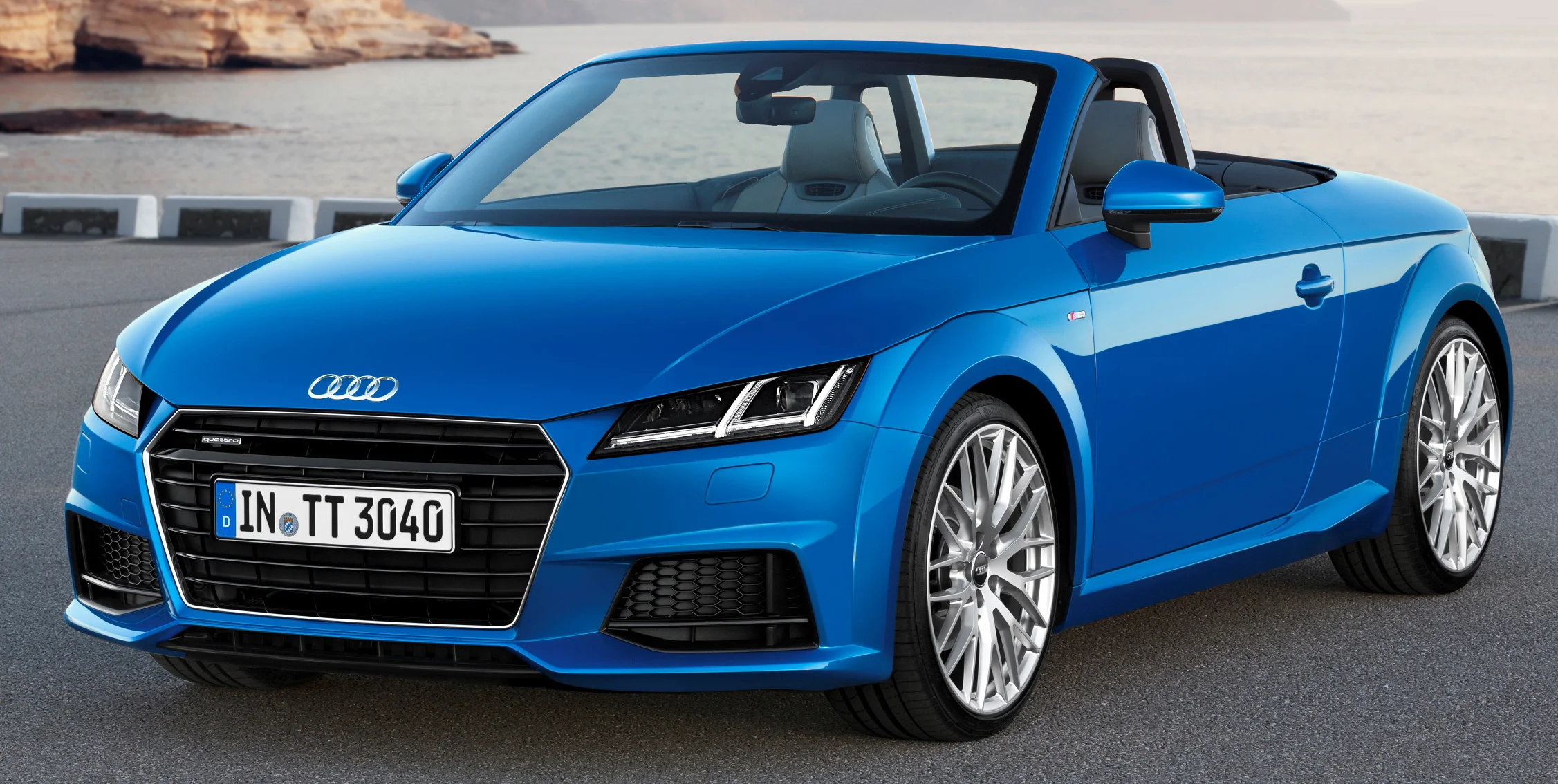 501.16.105.32 Audi TT RS Roadster 2016, Arablauw, Spark