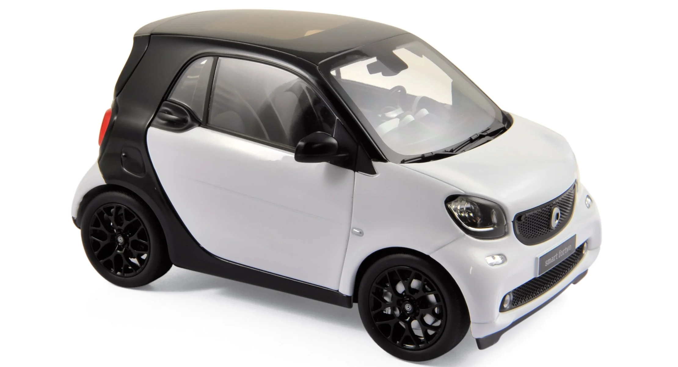 183430 Smart Fortwo 2015 zwart/wit, Norev
