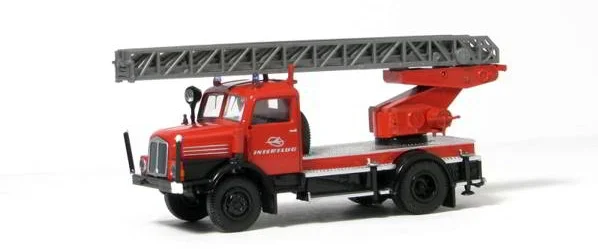 71729 IFA S 4000-1 DL "Interflug", Brekina