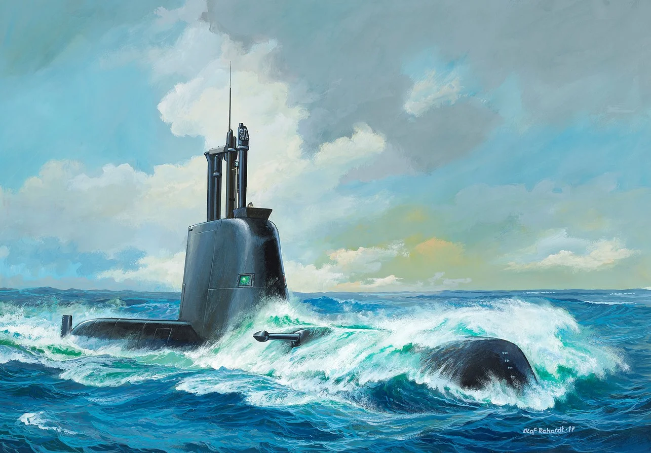 5153 Submarine Class 214, Revell