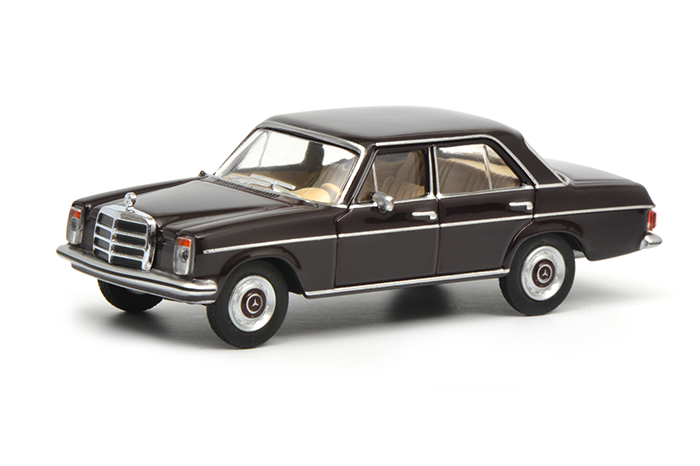 452015600 Mercedes Benz 200D, blauw, Schuco