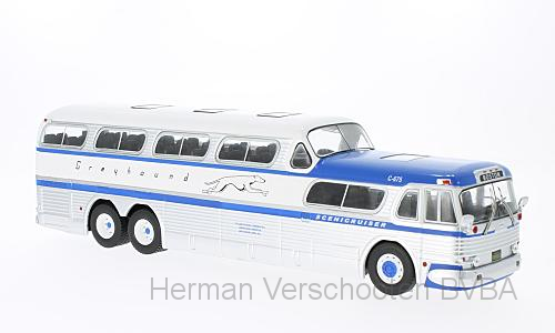 BUS001 Greyhound GMX Sceniccruiser 1956, Ixo