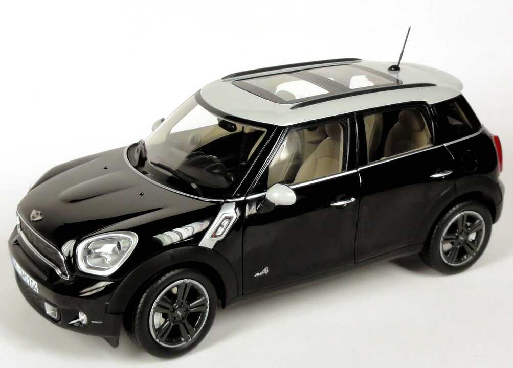 80432182316 Mini Cooper Countryman Hatch, Absolute Black, Norev