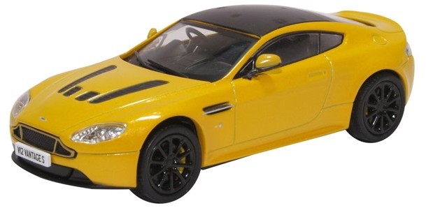 43AMVT003 Aston Martin Vantage S, Sunburst Yellow, Oxford