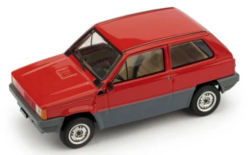 R387-08 Fiat Panda 45 1a serie 1980, rood, Brumm