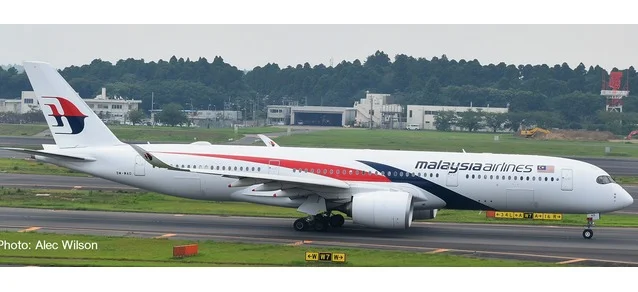 532990 Airbus A350-900 "Malaysia Airlines", Herpa Wings