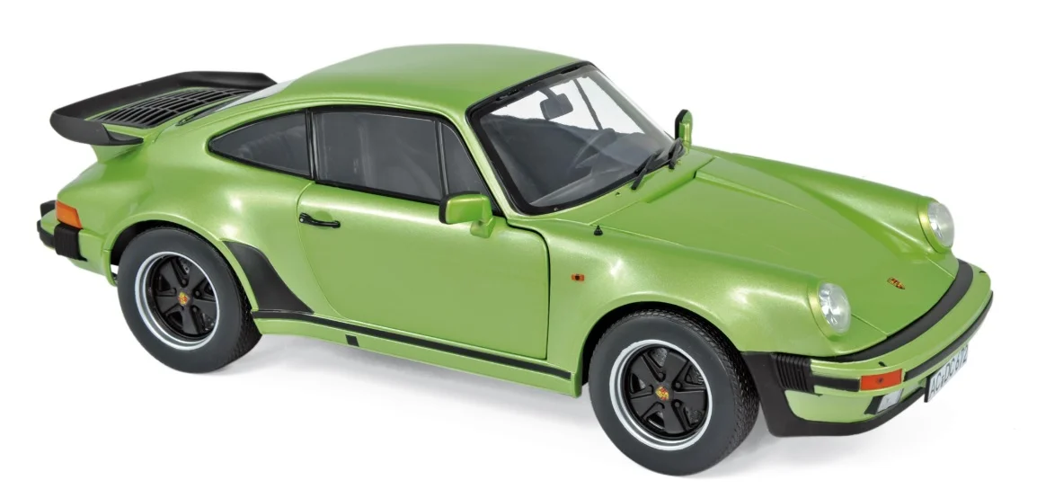 187577 Porsche 911 Turbo 3.3 1978, zilvergroen, Norev