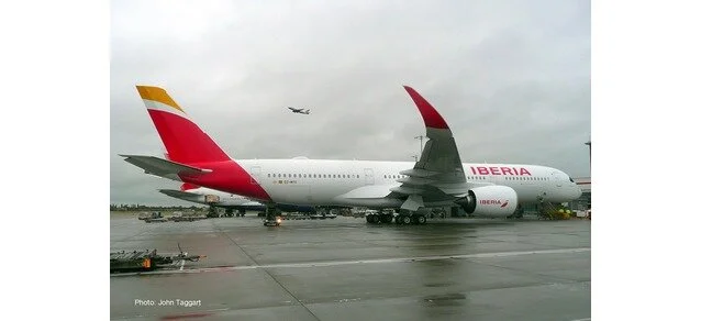 559669 Airbus A350-900 "Iberia", Herpa Wings