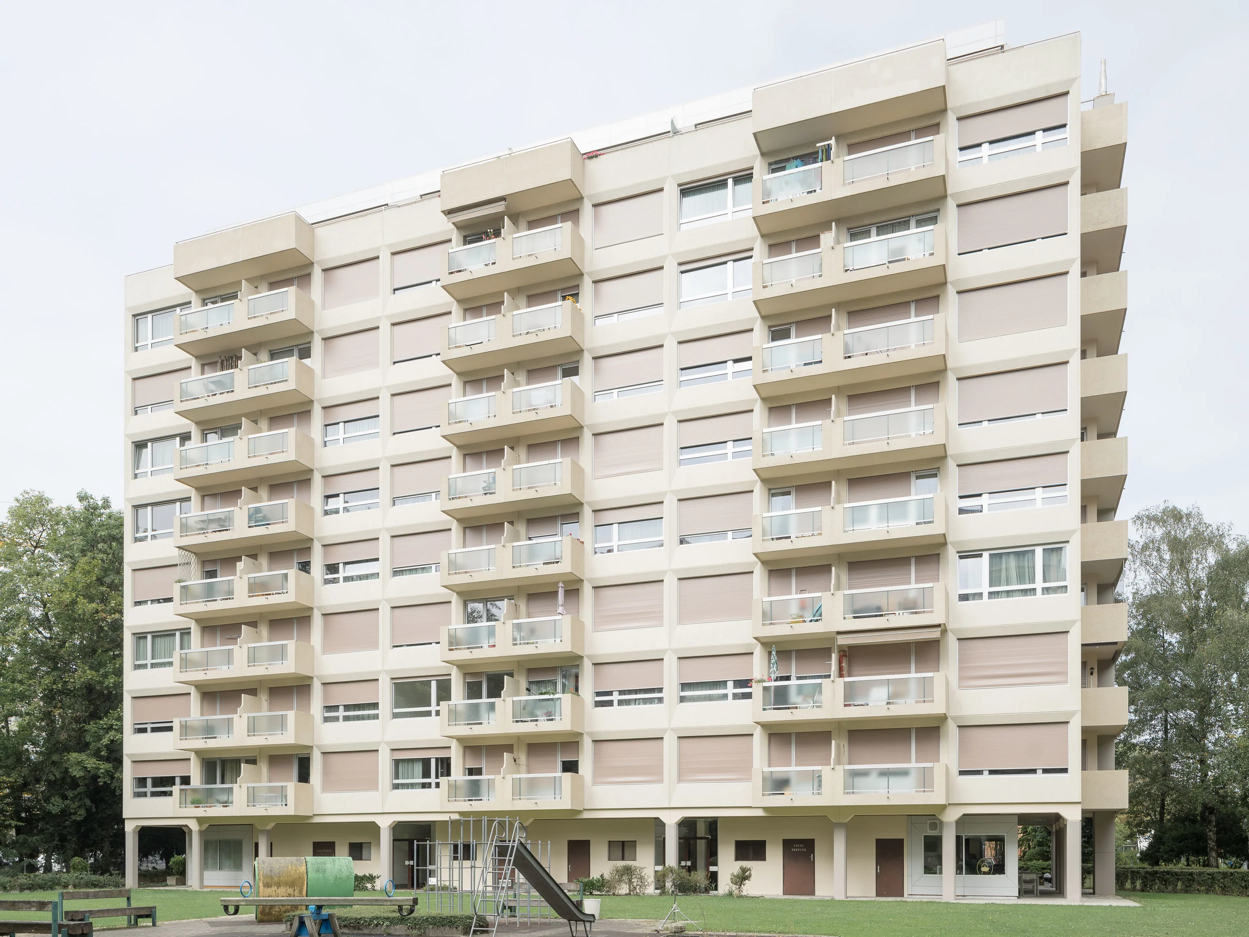 Housing complex, Geneva, for real estate agency, Geneva, 2014.