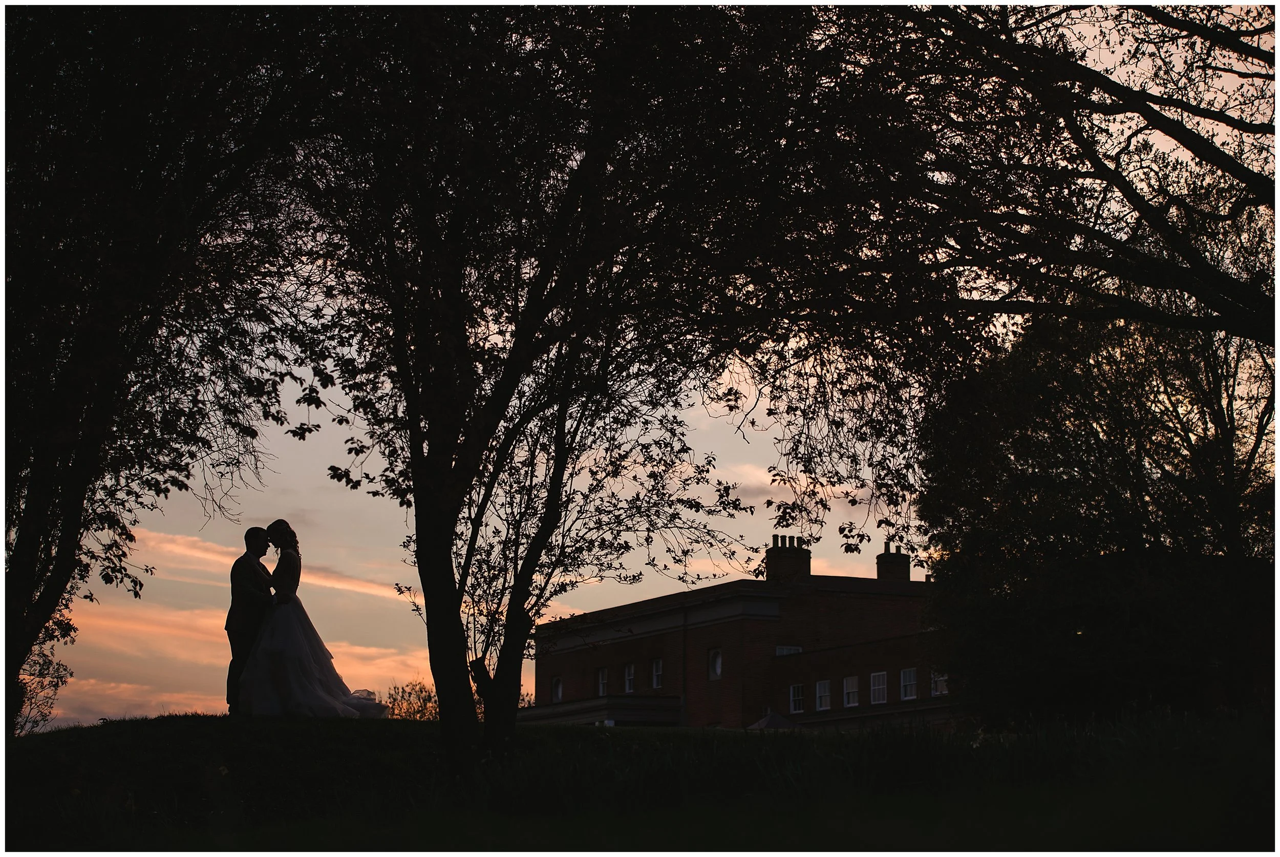 Rachel &amp; Tim | Highfield Park | Hampshire Wedding Photographer