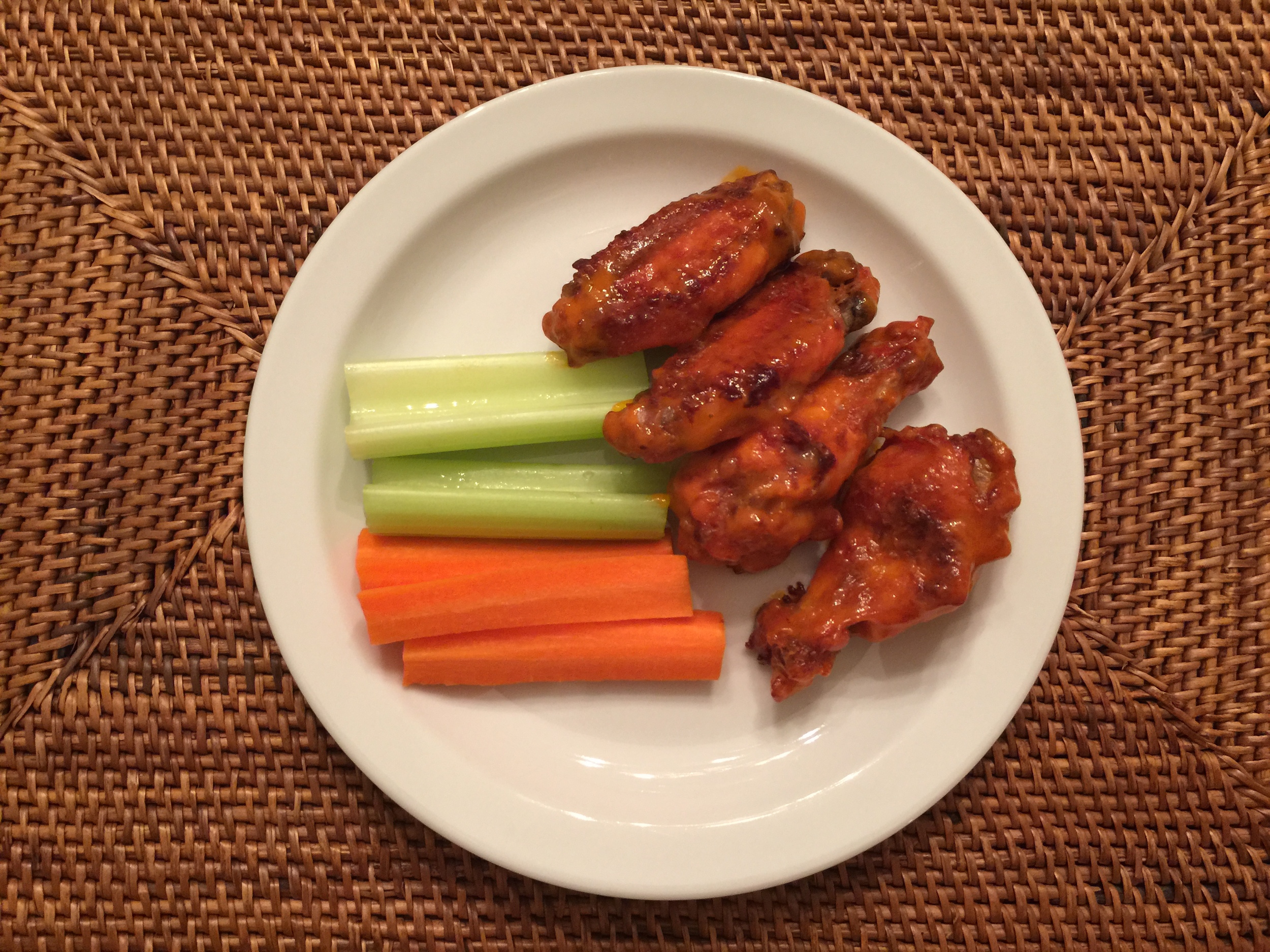 Keepin' It Real :: Paleo Buffalo Wings
