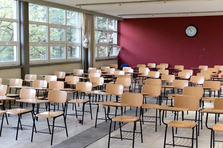 ¿El fin de la escuela?   La escuela ha muerto, viva la escuela