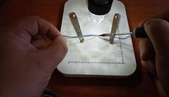 Imagen 1: Cámara número 2 enfocando la técnica del profesor en modo general (distancia 30 cm aprox.).