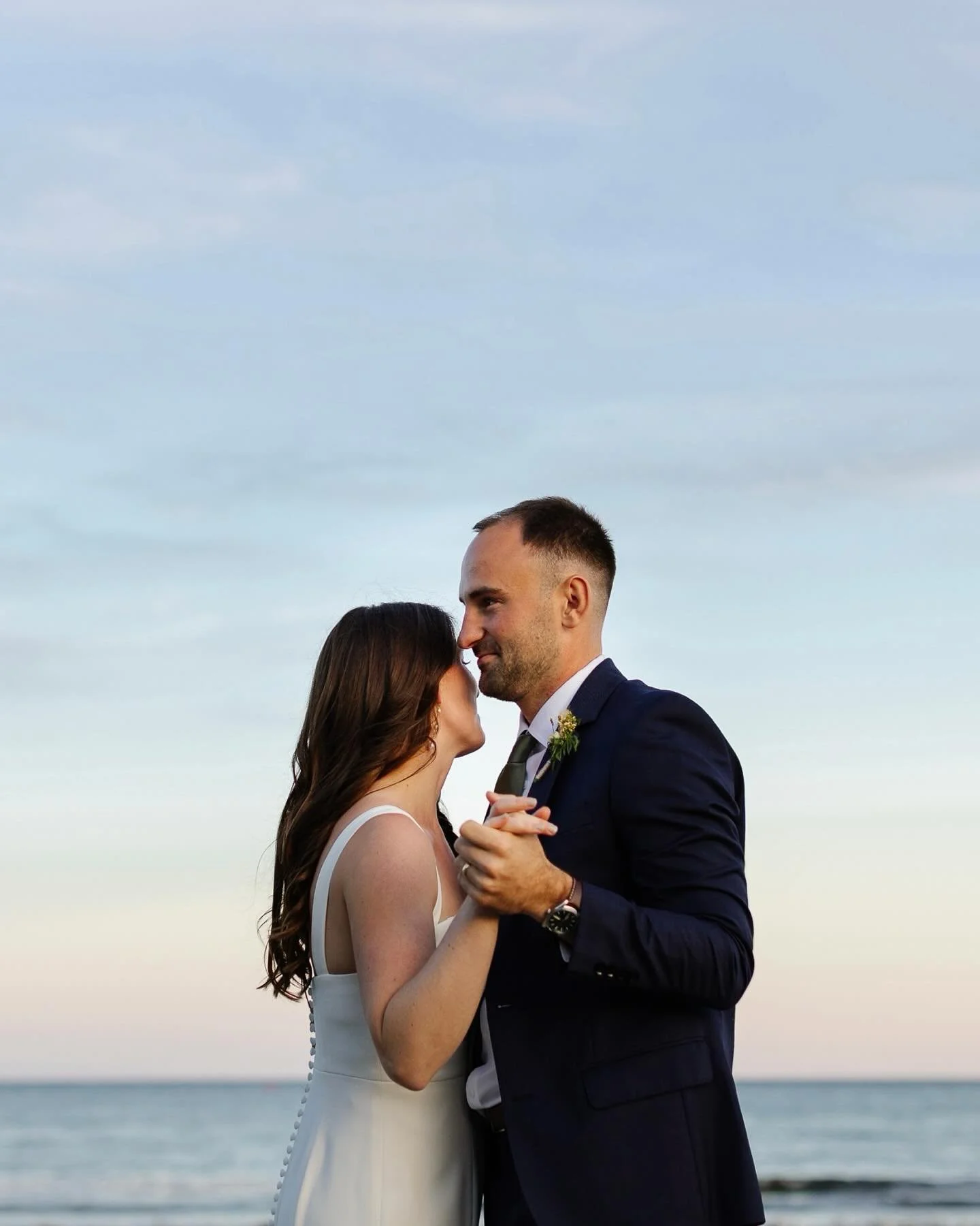 Matt, Kate, and their crew of beautiful humans and pups all in one place, together.

When I asked how they were hoping to feel on their day they said, &ldquo;In-the-moment, happy, not worried about logistics or things we can&rsquo;t control. Apprecia