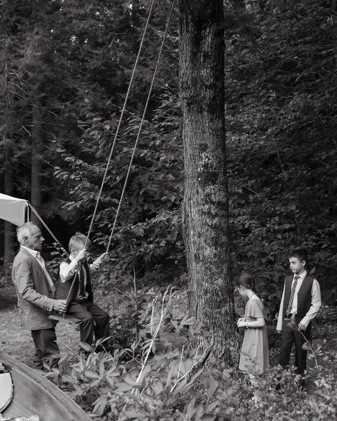 Images of place on a wedding day at a family property are some of my favorite to make.  There is something inherently warm about a couple celebrating a wedding day where years of memories have been made. There are so many details of a home, both insi