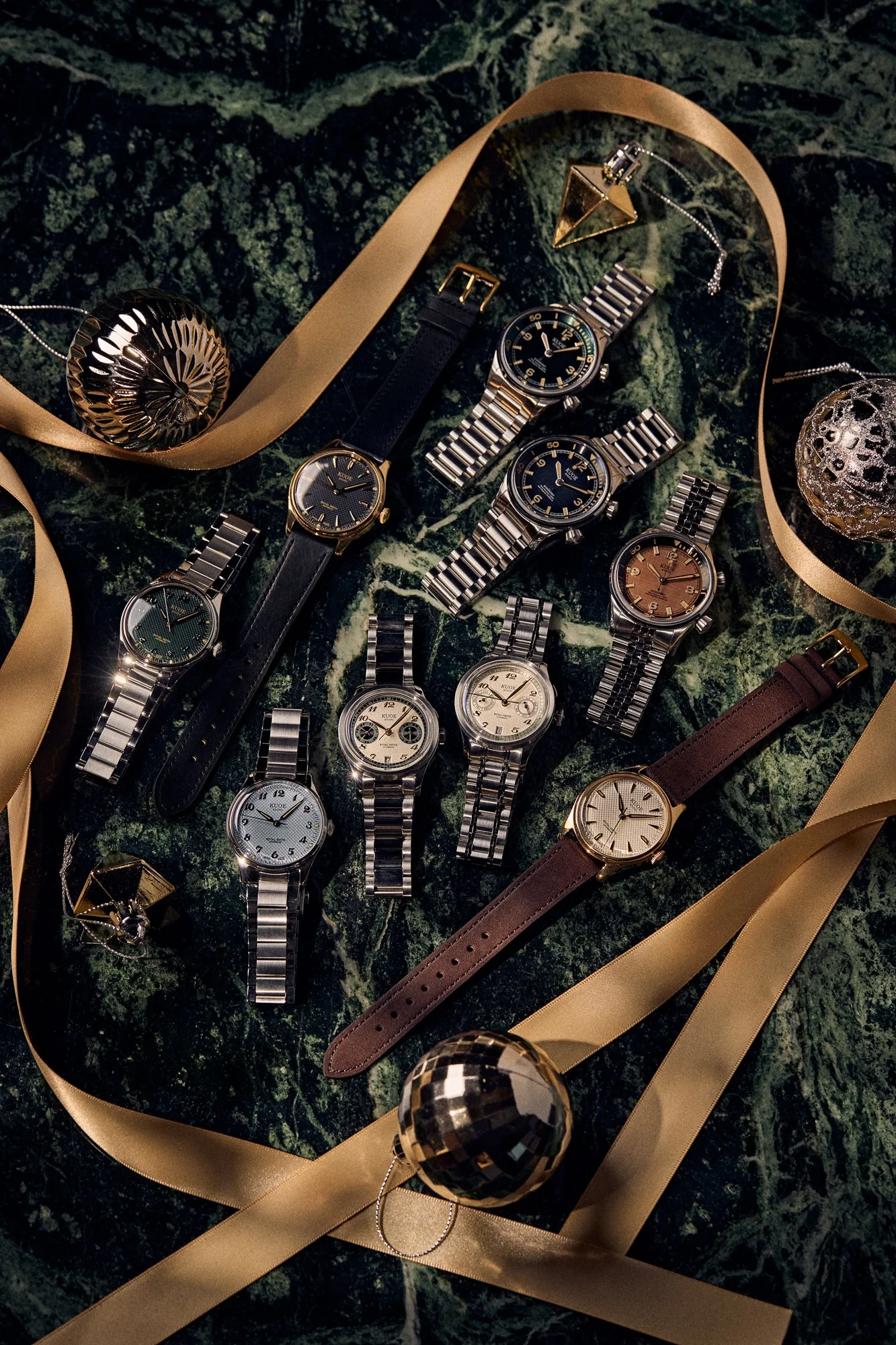 W&W - KUOE - Holiday Guide - 02.jpg