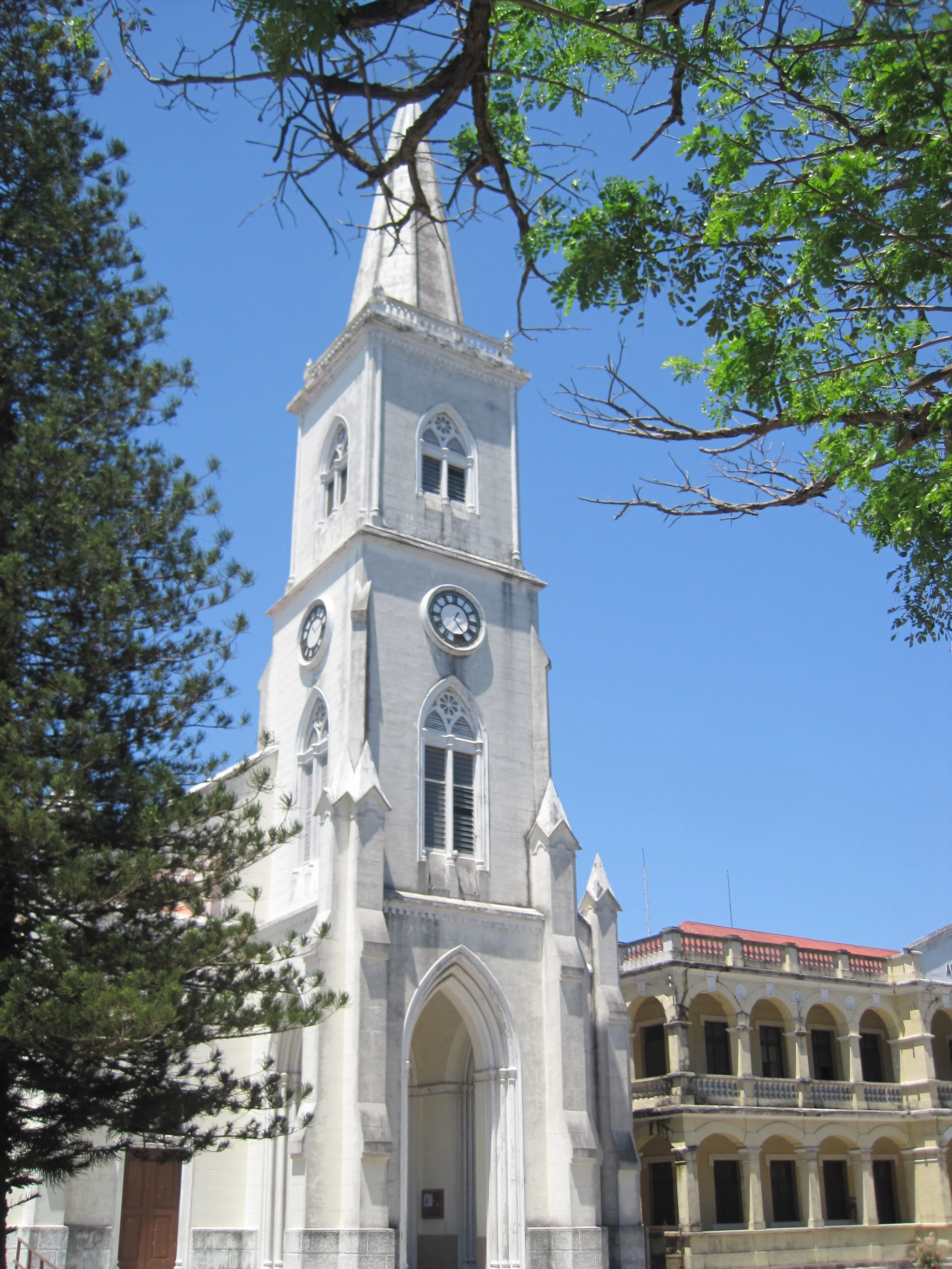  The Catholic cathedral in Beira, with stones from Sofala