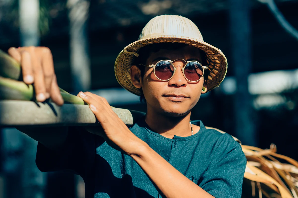 Sailing Over Seas : Thailand