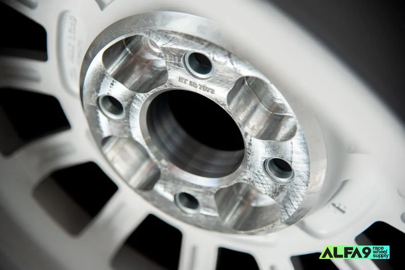 Revolution_GR14_Rally-_Wheel_15x6.5_f.jpg