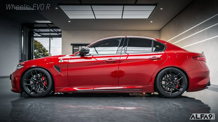 Vossen EVO 4R wheels fitted to Alfa Romeo Giulia Quadrifoglio