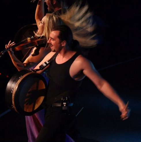 Ray Fean performs with Celtic Woman