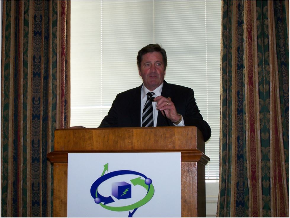 Congressman John Garamendi (CA-3) addresses attendees at the House Hydrogen and Fuel Cell Expo and Policy Forum. 