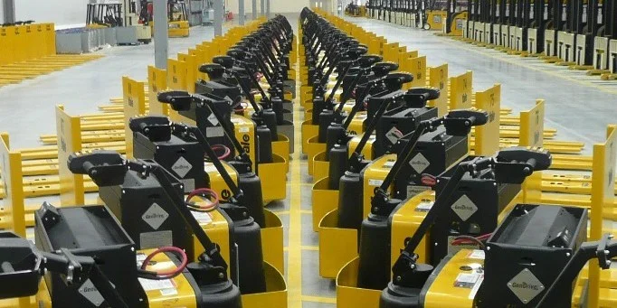 A portion of Walmart’s fleet of Plug Power forklifts. Source: Plug Power