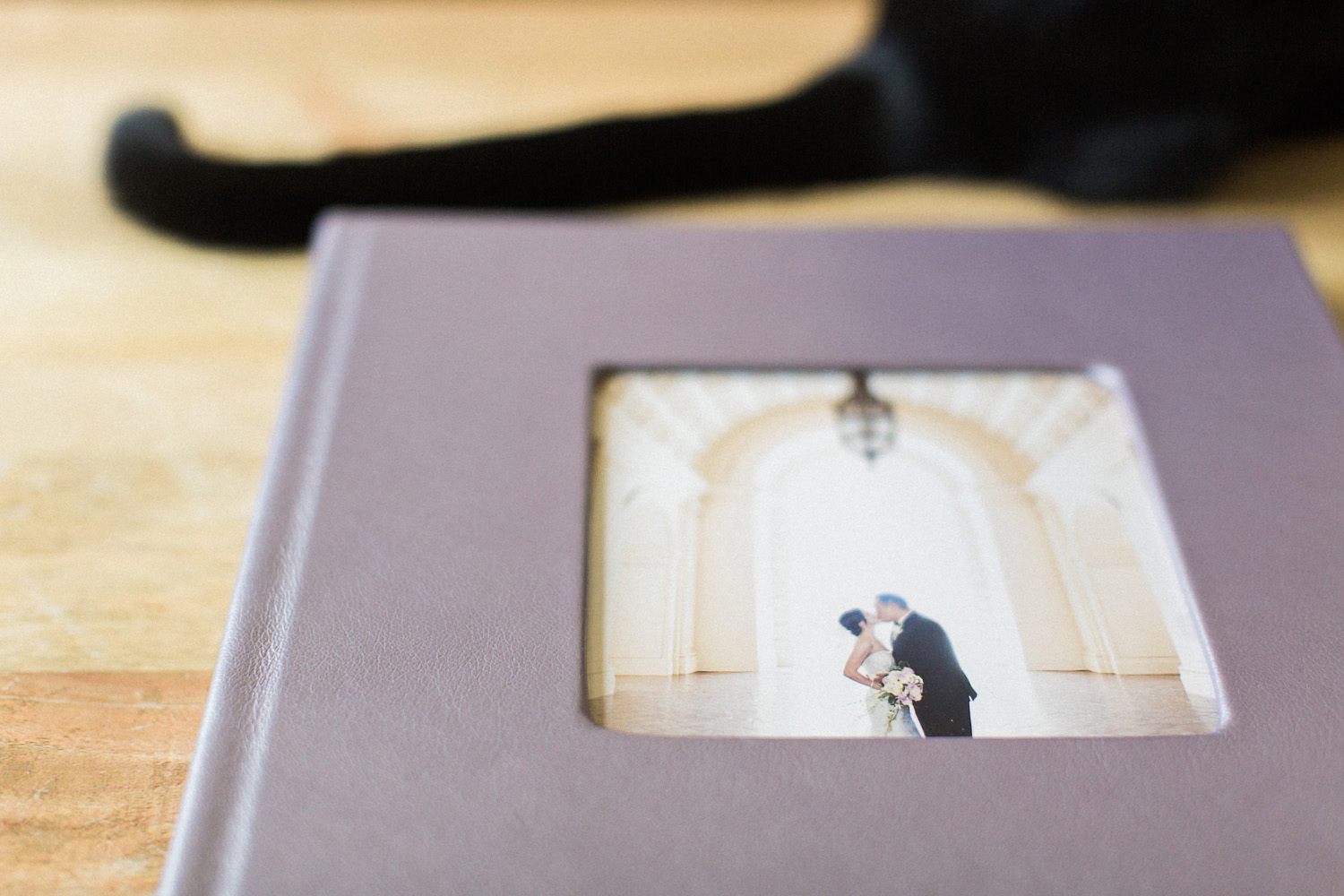 wedding-photography-albums-lay-flat-flush-mount-leather-hi-res-001_5.jpg