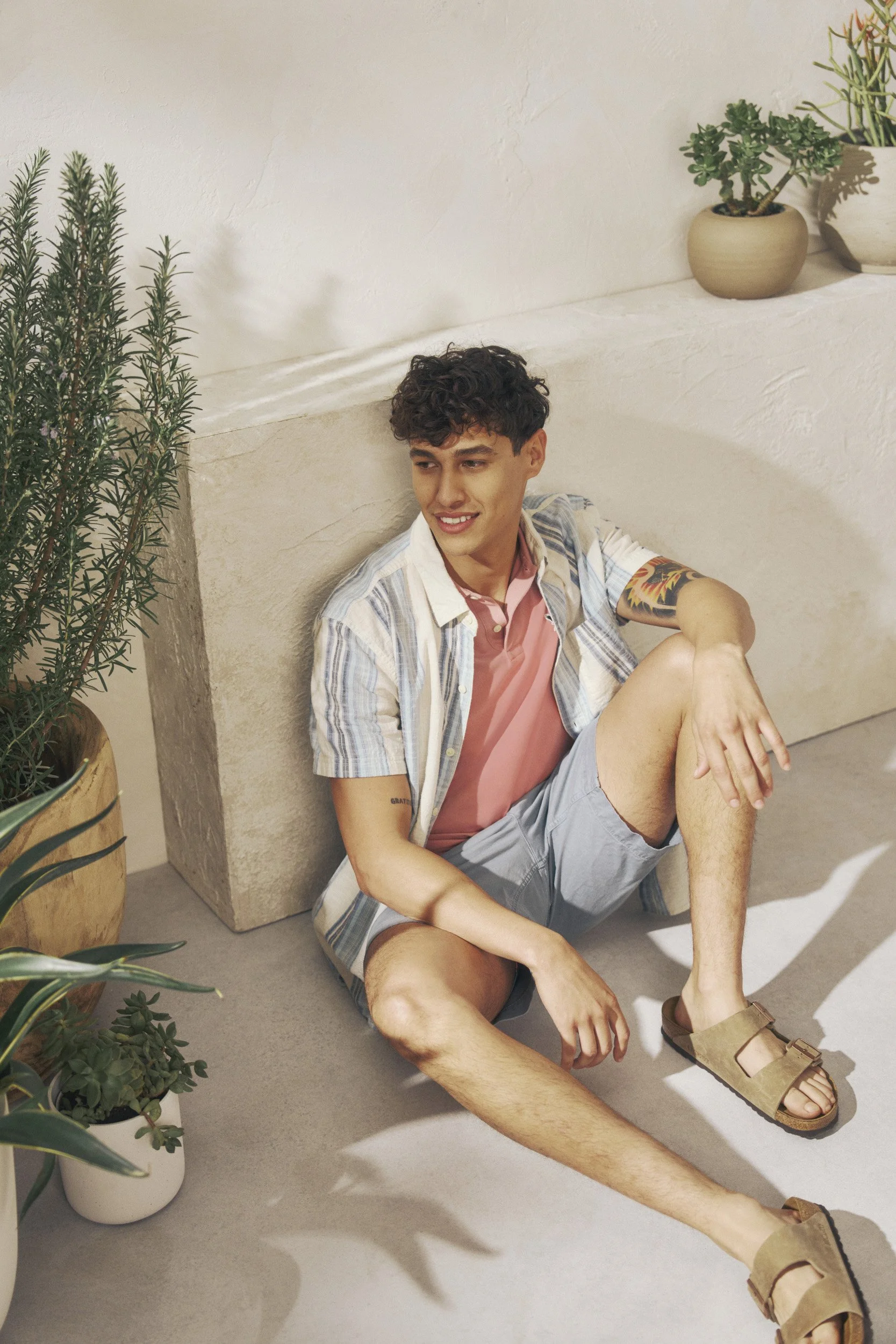 INTL_AE_Summer_2023_Gabriel_Look12_7351_v01.jpg