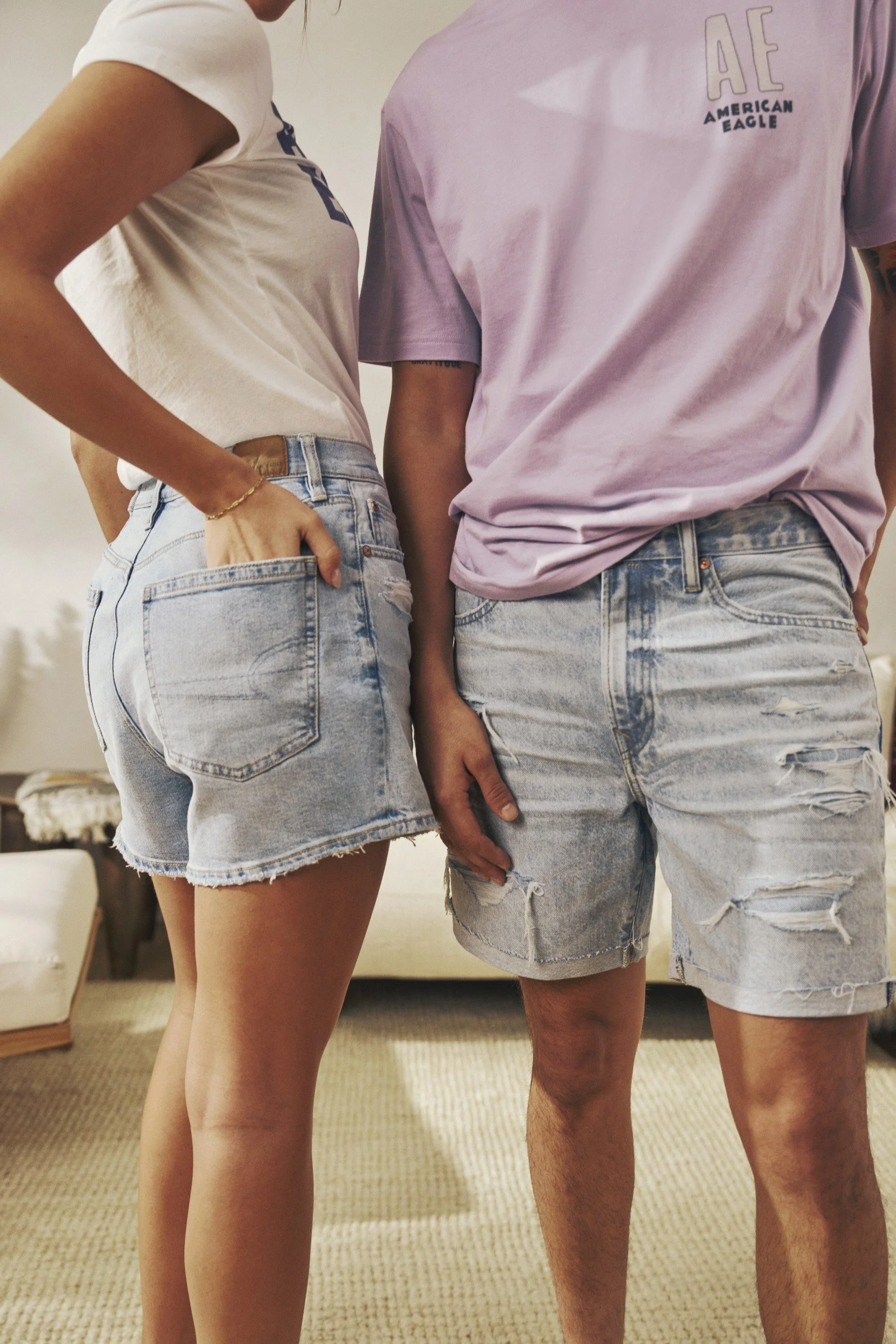 INTL_AE_Summer_2023_Group Double_Look2_4661_v02.jpg