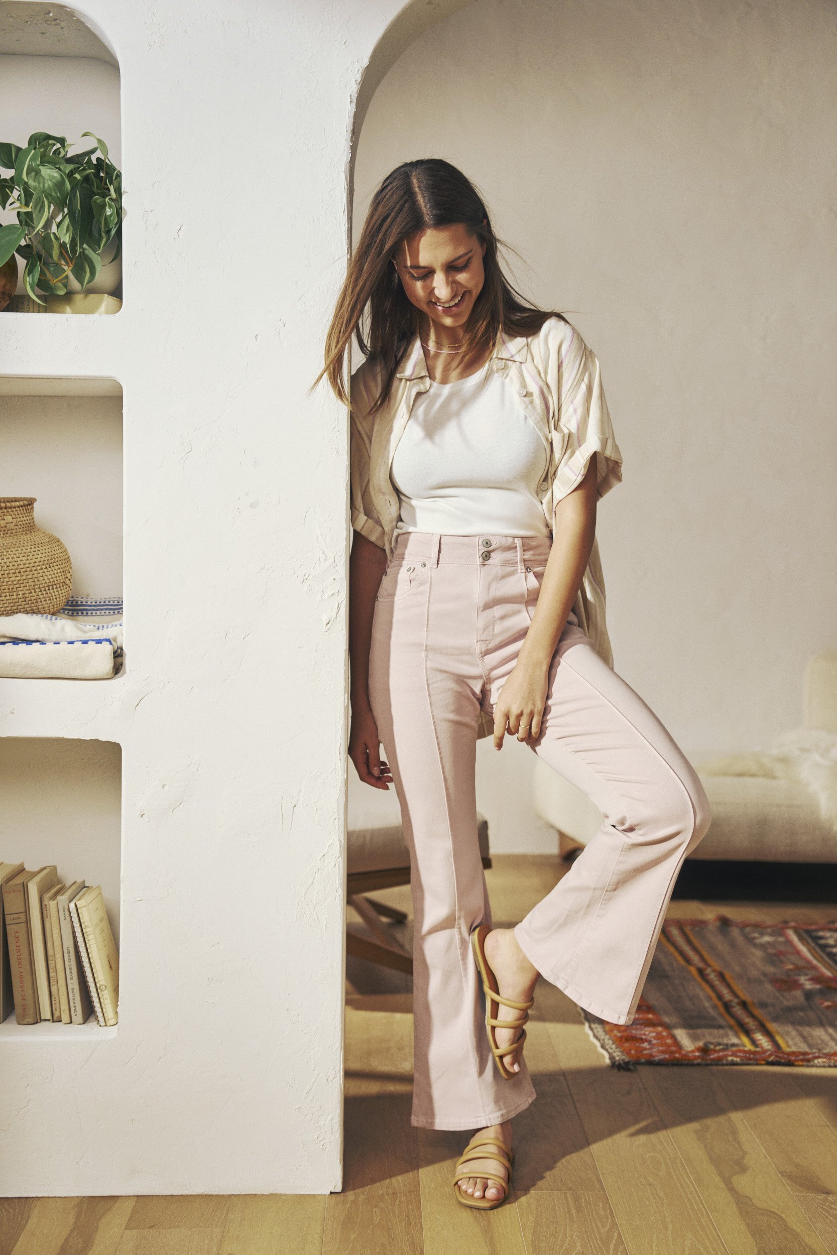 INTL_AE_Summer_2023_Renne Noe_Look2_3101_v01.jpg