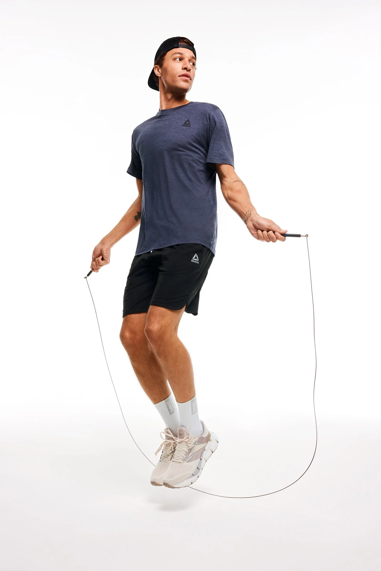 SHOT-3_RB-S125-MNS-CORE-DELTA-TEE_CORE-SHORT_2372.jpg