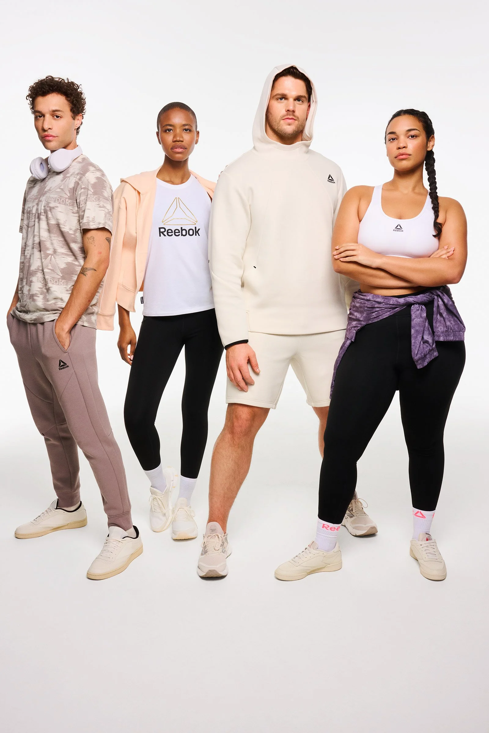 SHOT-16_RB-S125-M+W-NEUTRALS-GROUP-SHOT_8294.jpg