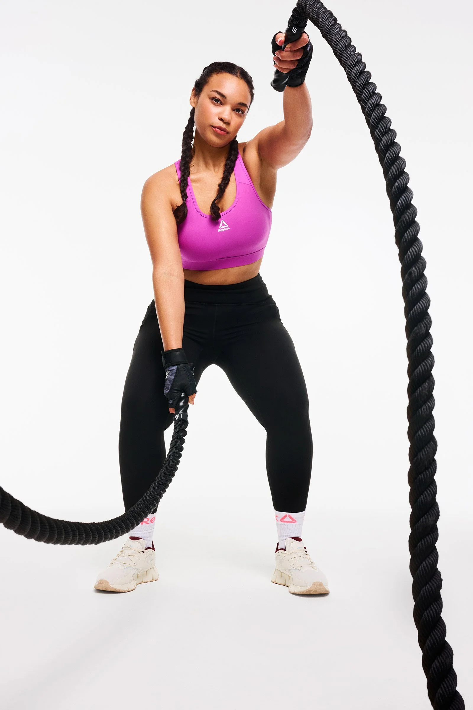 SHOT-17_RB-S125-WMNS-CORE-SPORTS-BRAS_LEGGING_SHORTS_8329.jpg
