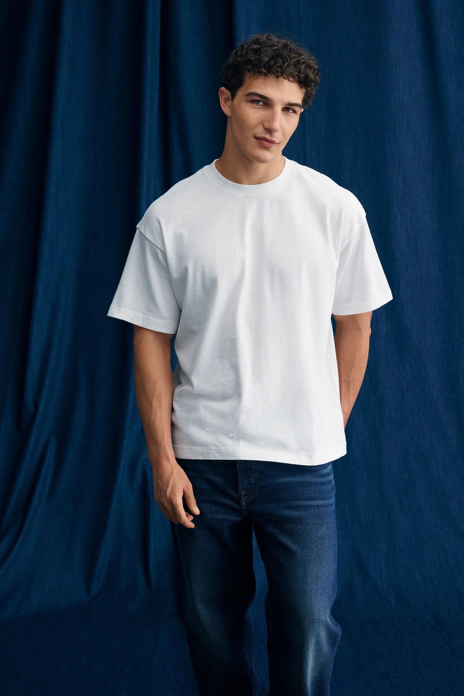 AE_2025_BTS_M_Tees_Boxy_040_RGB.jpg